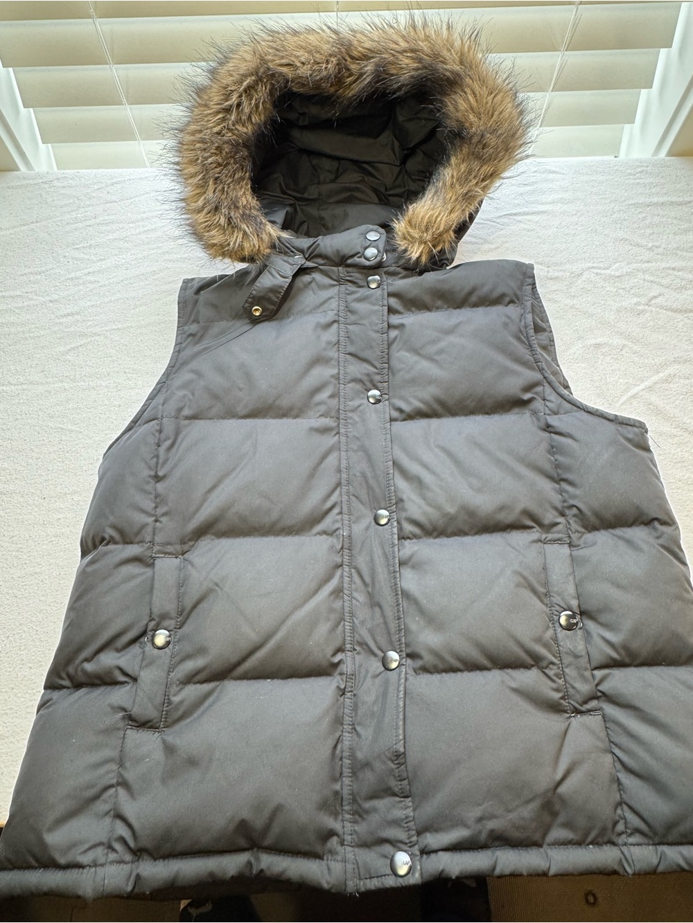 GAP Black Quilted Vest with Faux Shearling Trim